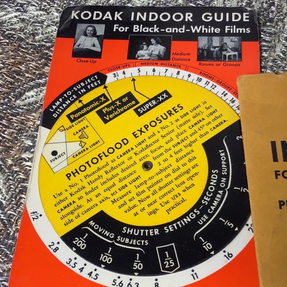 Vintage GE light meter w/case photo data book Kodak indoor & outdoor guides 40s - Picture 4 of 7